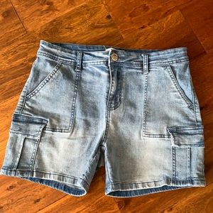 H & H Jean Shorts size 10